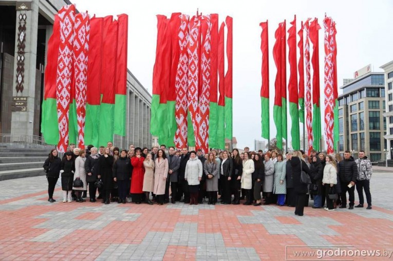 Делегация КСУП "Воронецкий" во Дворце Республики