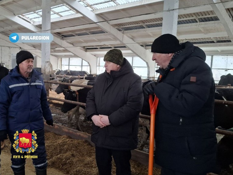 Трудовая миграция и содержание скота. Юрий Караев посетил Берестовицкий район